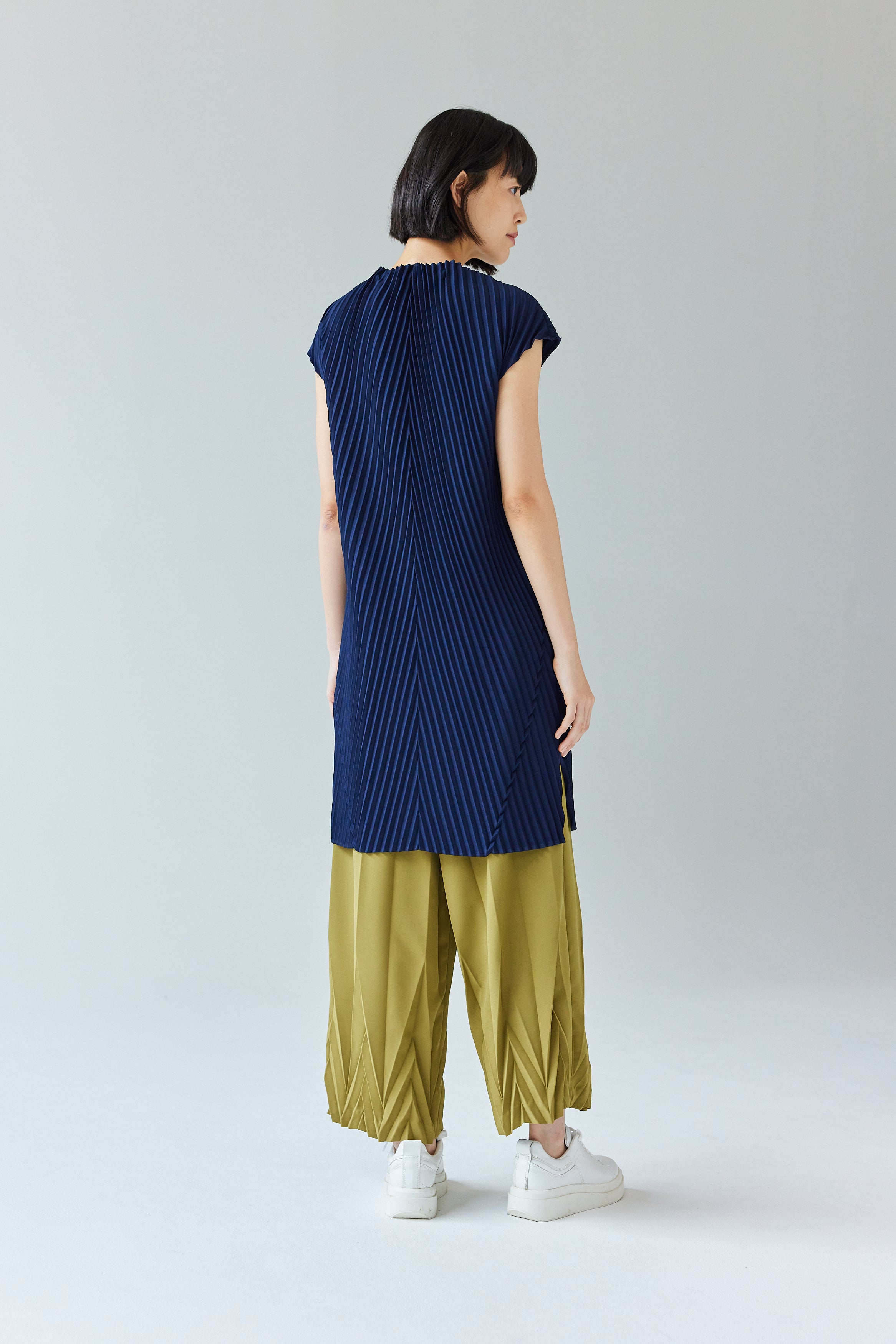 LAYLA DRESS