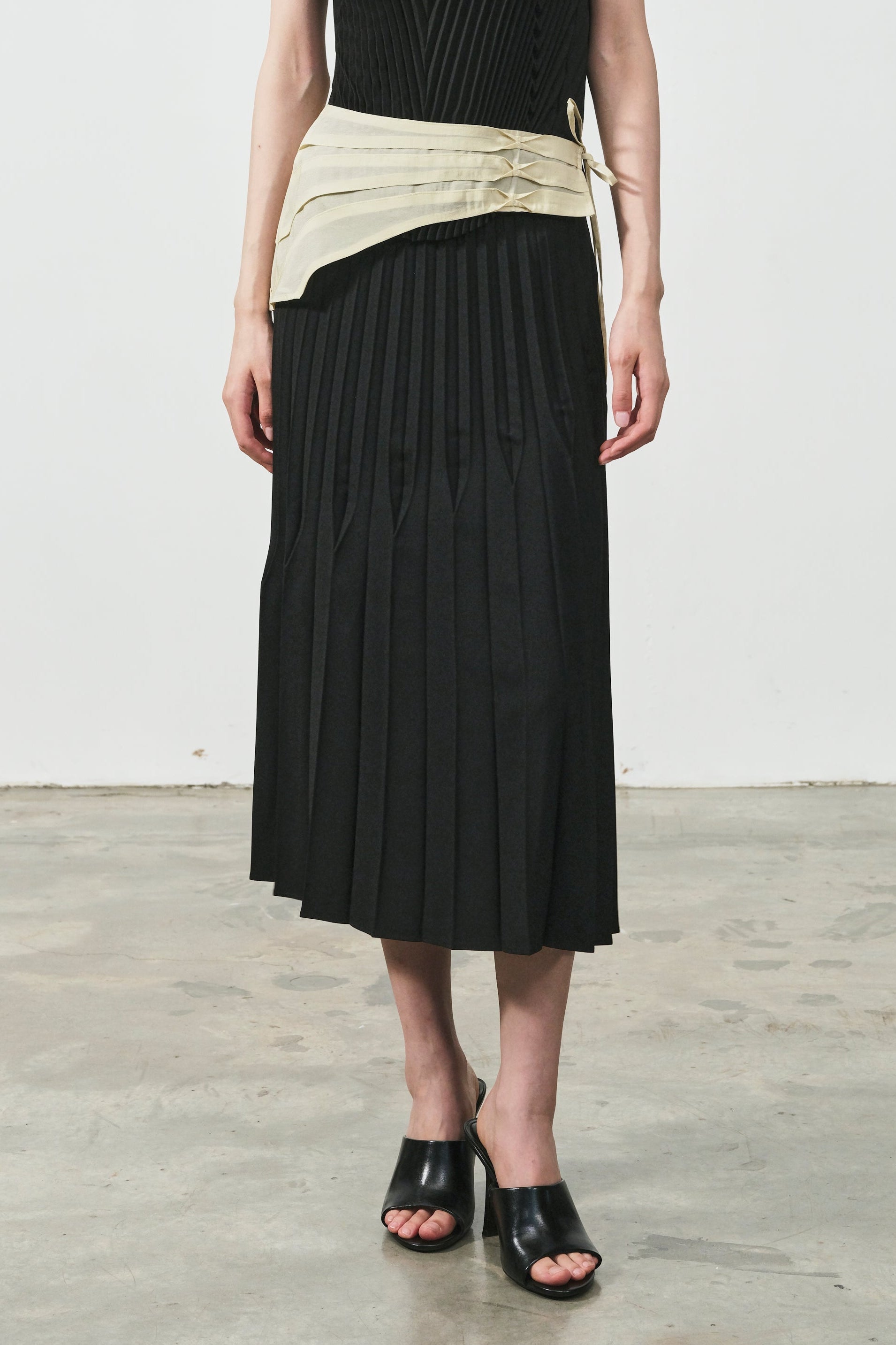 HAY SKIRT
