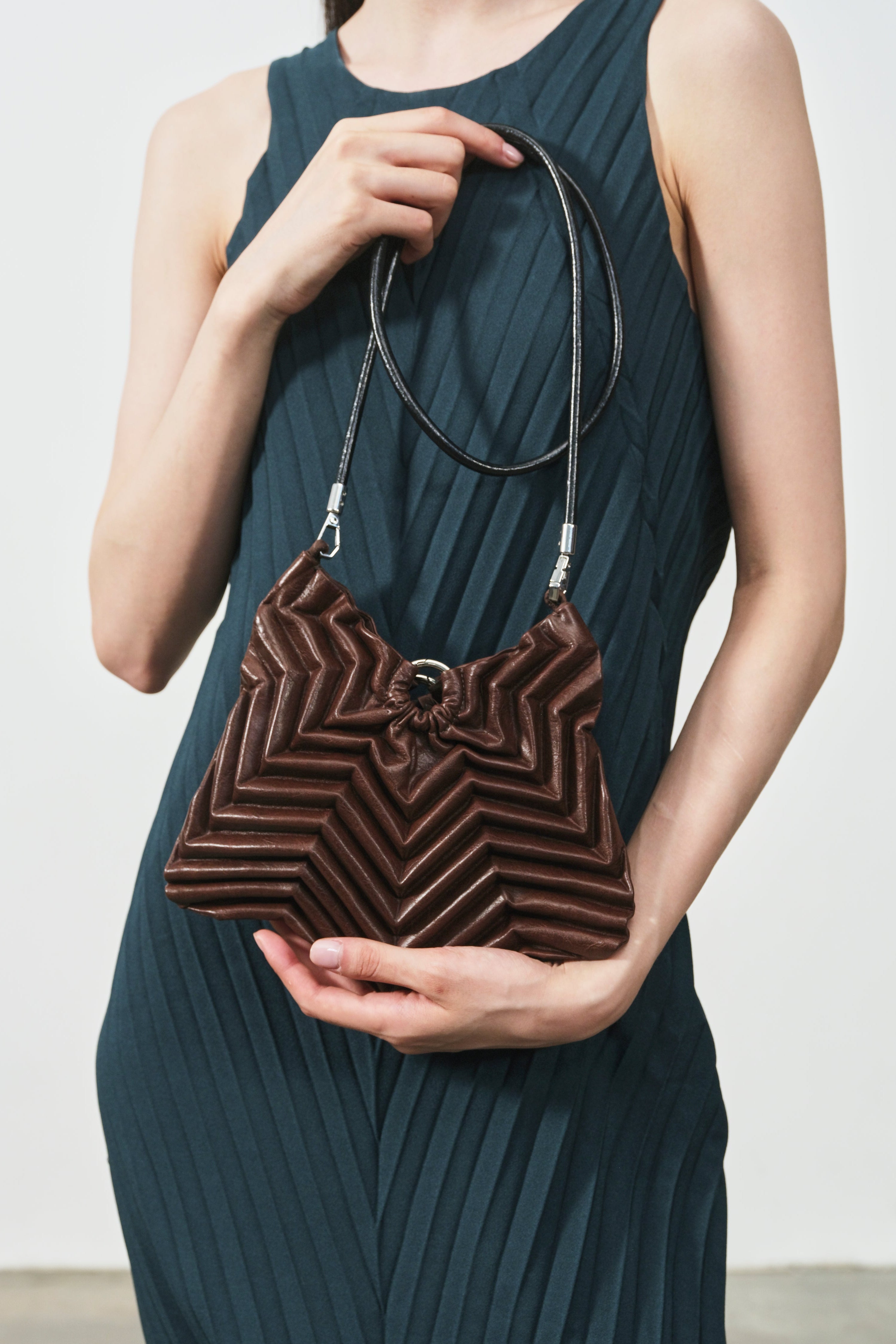 PU CHARLOTTE SLING BAG